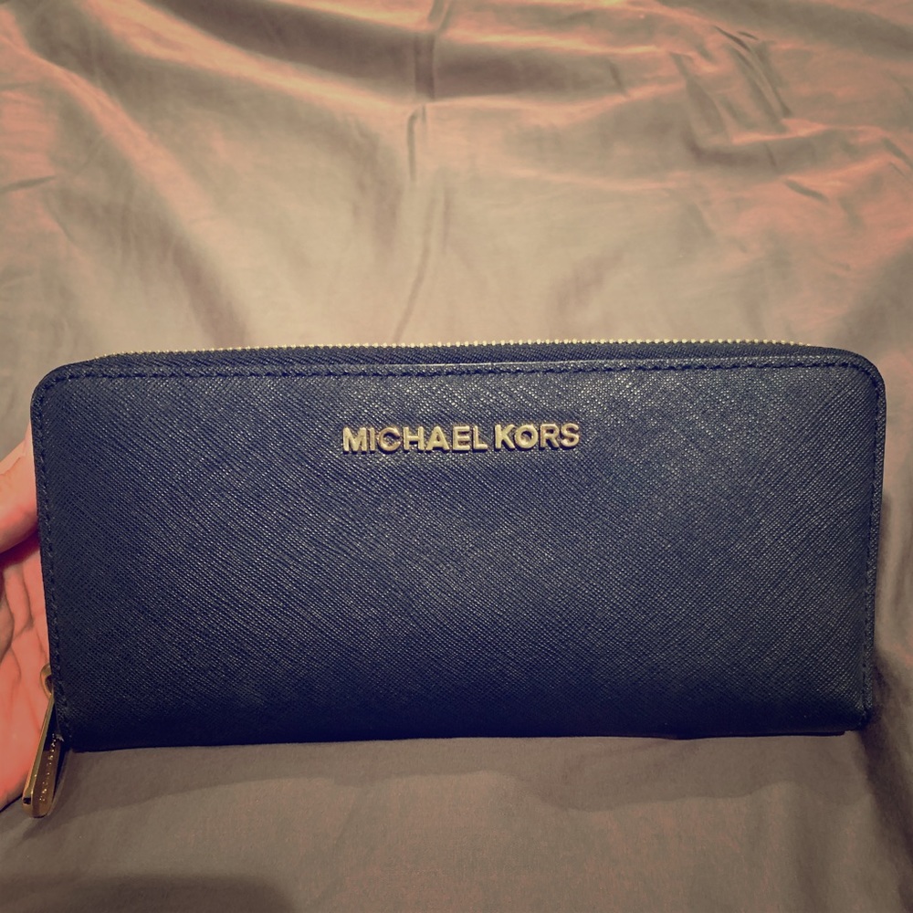 Michael Kors wallet